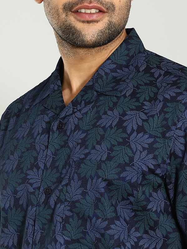 Indian Terrain Men's Regular Fit Half Sleeve Tropical Print Navy Shirt